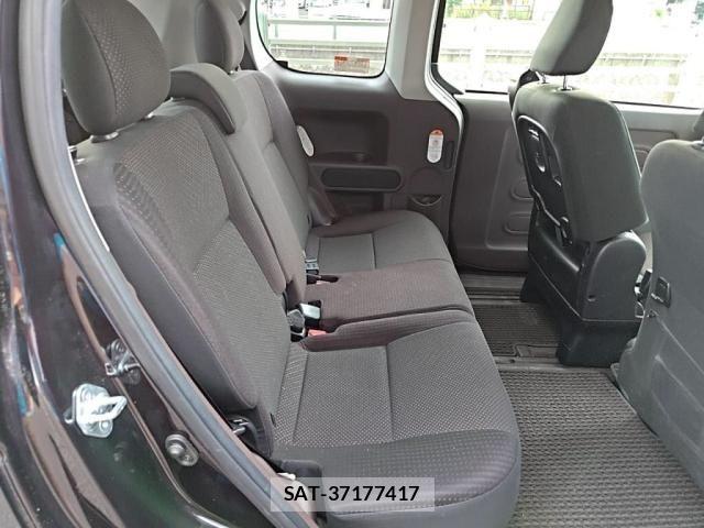Toyota SPADE 2018-07 8355642-20
