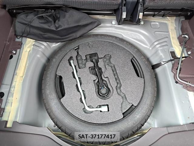 Toyota SPADE 2018-07 8355642-29