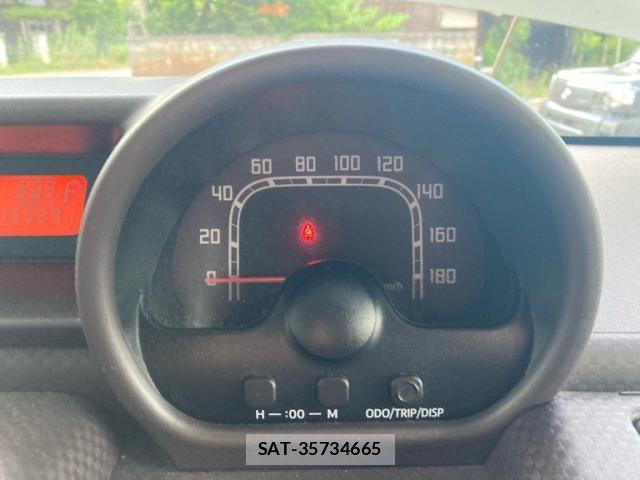 Toyota SPADE 2013-03 8368957-14