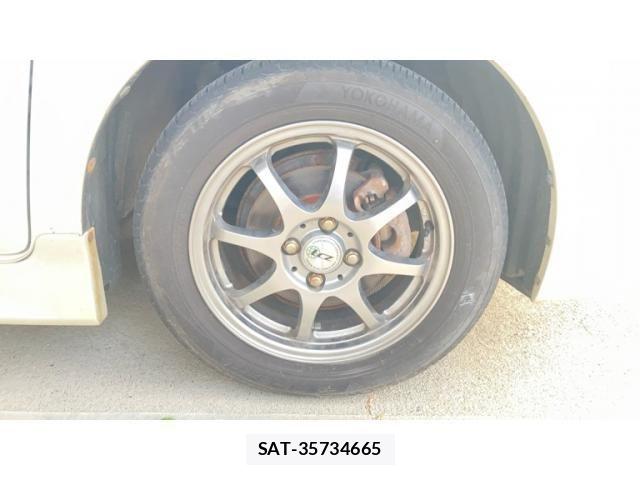 Toyota SPADE 2013-03 8368957-18