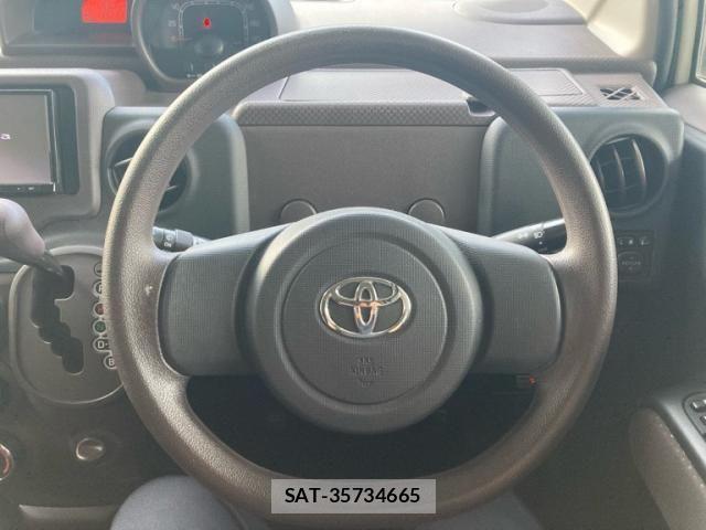 Toyota SPADE 2013-03 8368957-8