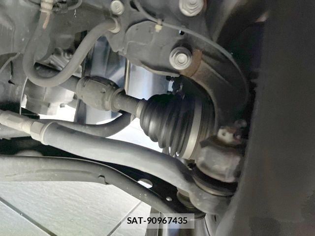 Toyota SPADE 2017-08 8368956-19