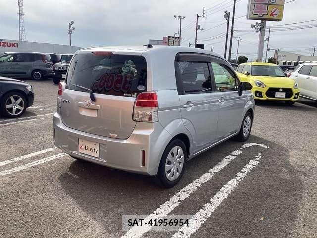 Toyota SPADE 2019-04 8368955-6