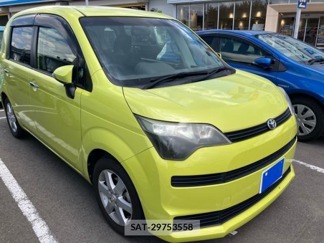 Toyota SPADE 2013-08 8368958-2