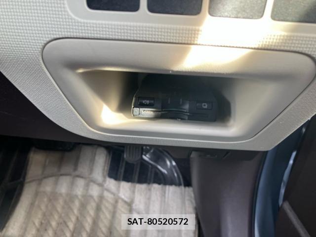 Toyota SPADE 2012-10 8372226-16