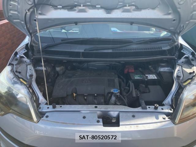 Toyota SPADE 2012-10 8372226-20