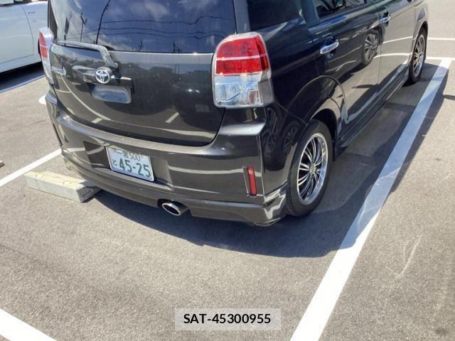 Toyota SPADE 2015-10 8415077-2