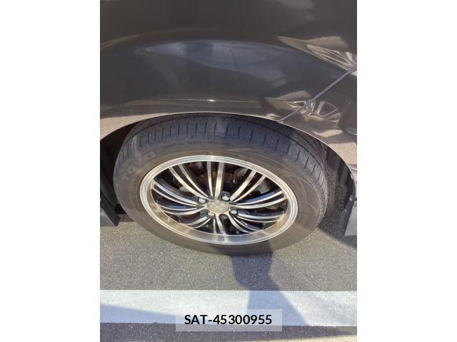 Toyota SPADE 2015-10 8415077-4