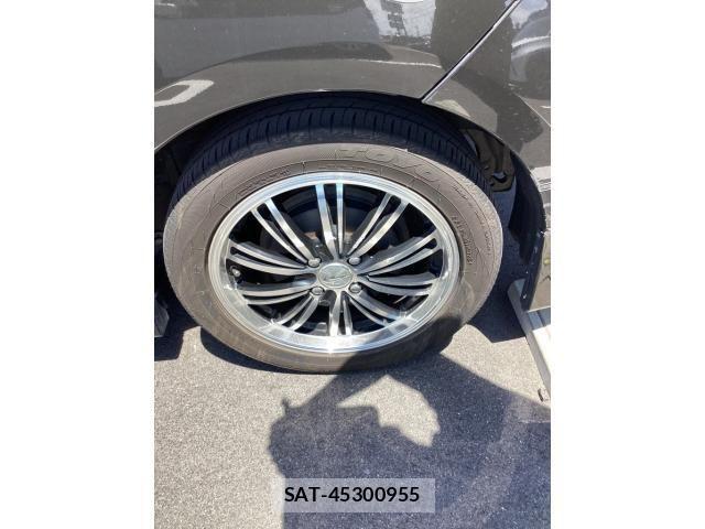 Toyota SPADE 2015-10 8415077-6