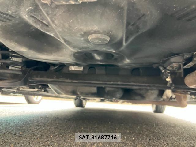Toyota SPADE 2016-03 8415076-9