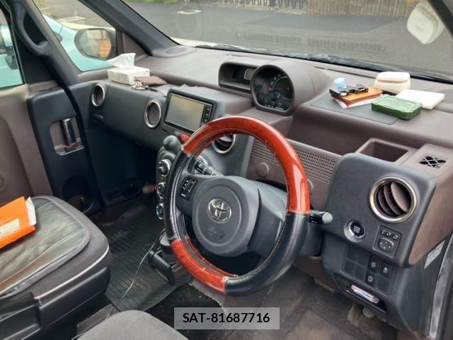 Toyota SPADE 2016-03 8415076-16