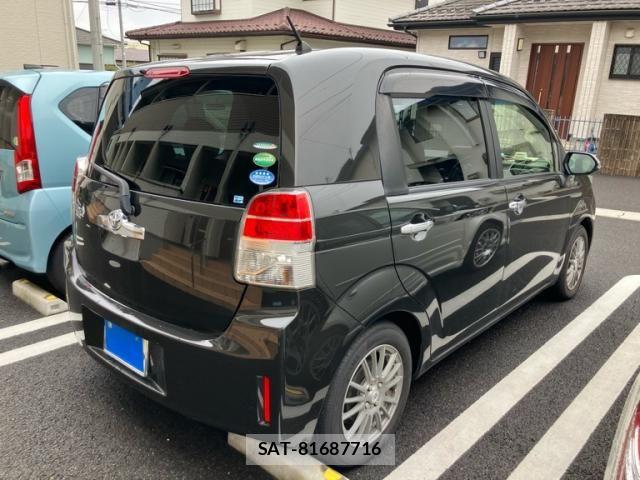 Toyota SPADE 2016-03 8415076-4