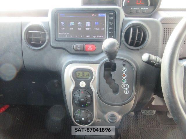 Toyota SPADE 2016-07 8415075-12