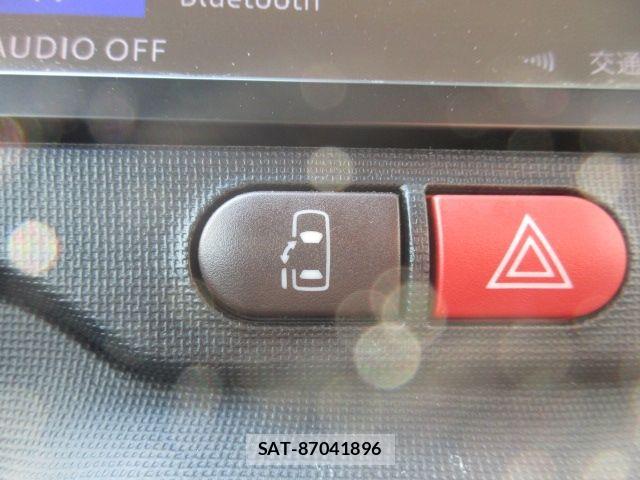 Toyota SPADE 2016-07 8415075-18