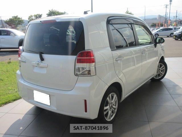 Toyota SPADE 2016-07 8415075-2