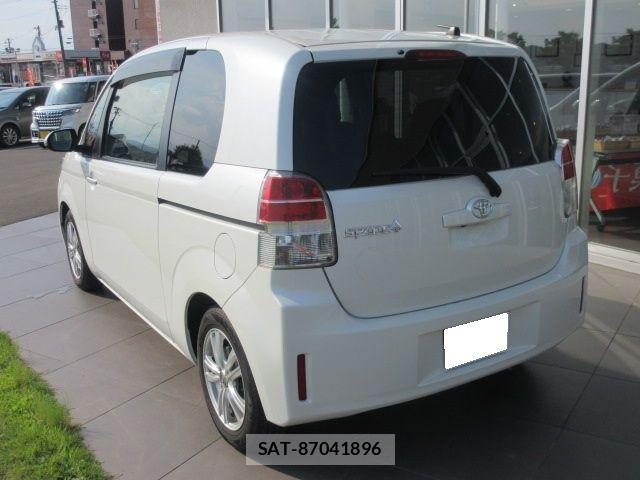 Toyota SPADE 2016-07 8415075-4