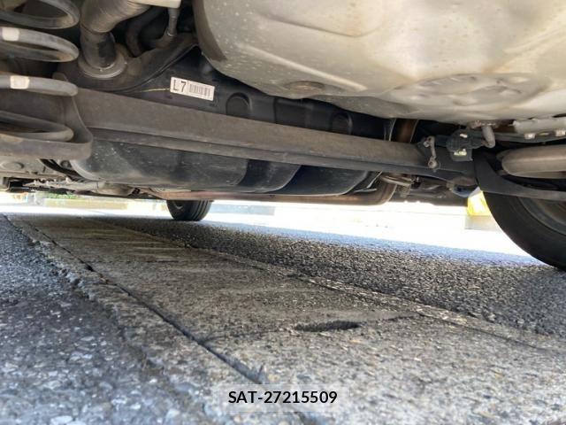 Toyota SPADE 2014-01 8527496-8