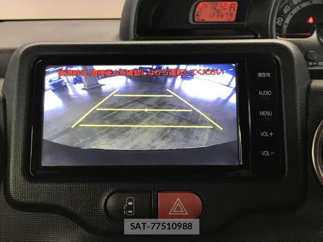 Toyota SPADE 2014-11 8527494-12