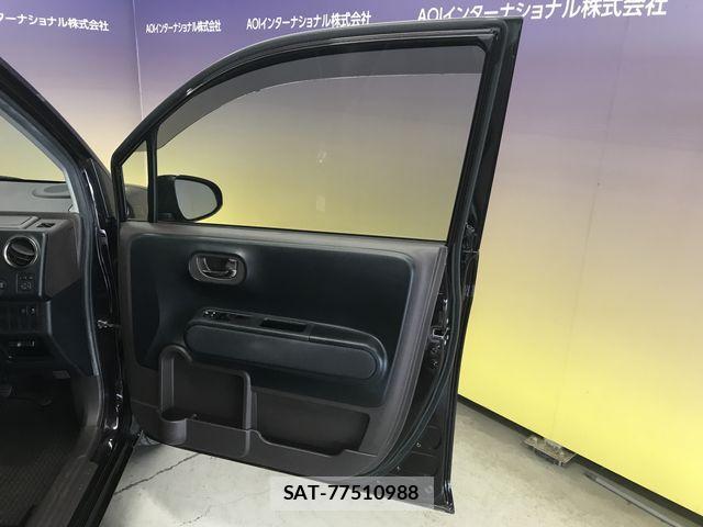 Toyota SPADE 2014-11 8527494-20