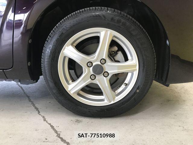 Toyota SPADE 2014-11 8527494-27