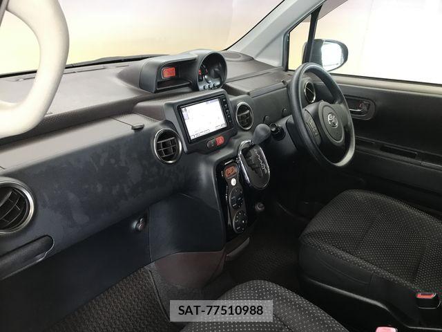 Toyota SPADE 2014-11 8527494-7