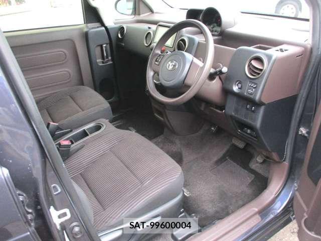 Toyota SPADE 2012-09 8527492-11