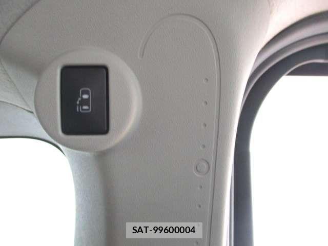 Toyota SPADE 2012-09 8527492-14
