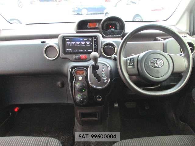 Toyota SPADE 2012-09 8527492-1