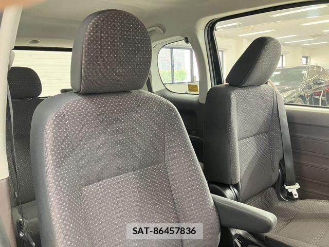 Toyota SPADE 2014-02 8527493-18