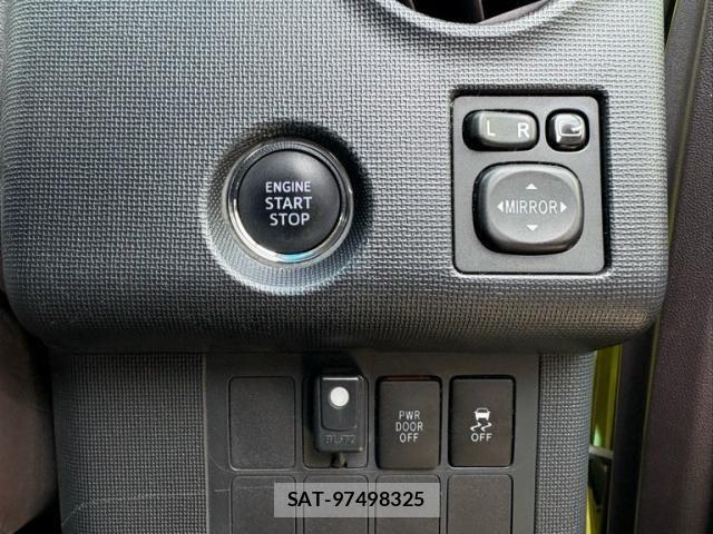 Toyota SPADE 2013-03 8527497-16
