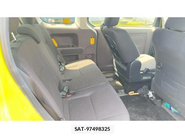 Toyota SPADE 2013-03 8527497-24