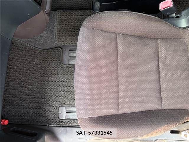 Toyota SPADE 2014-05 8563626-16
