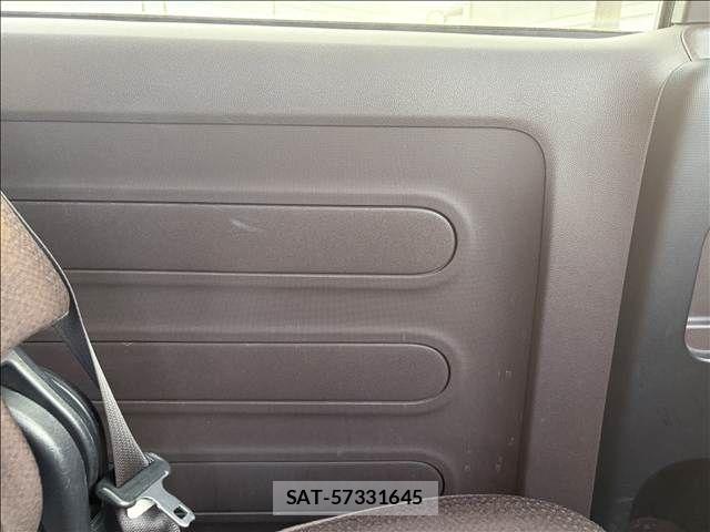 Toyota SPADE 2014-05 8563626-17