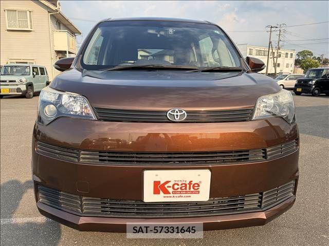 Toyota SPADE 2014-05 8563626-1