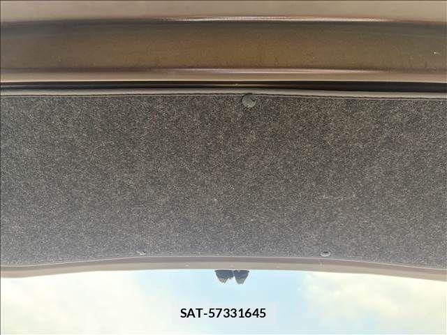 Toyota SPADE 2014-05 8563626-25