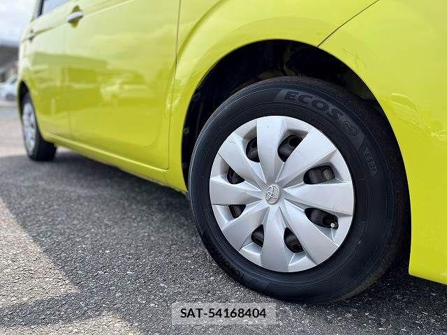 Toyota SPADE 2013-06 8563624-9