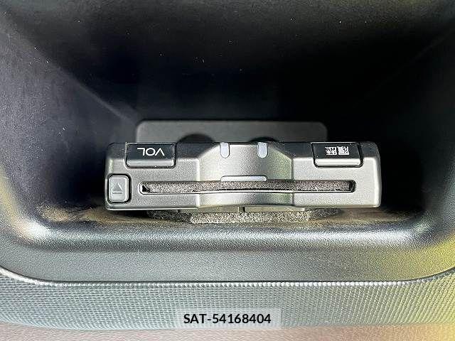 Toyota SPADE 2013-06 8563624-16