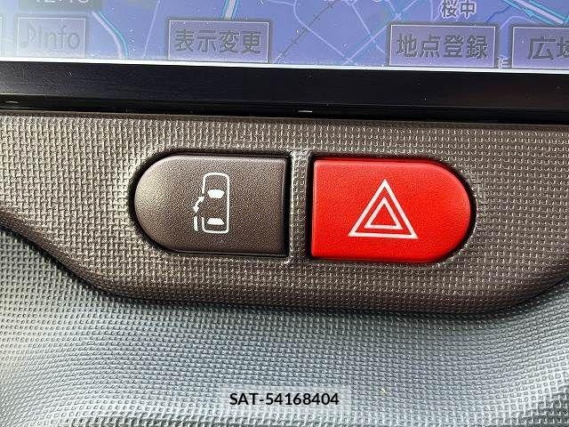Toyota SPADE 2013-06 8563624-18
