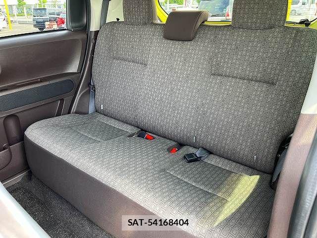 Toyota SPADE 2013-06 8563624-28