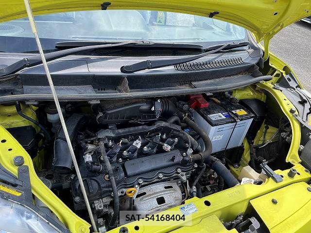 Toyota SPADE 2013-06 8563624-29