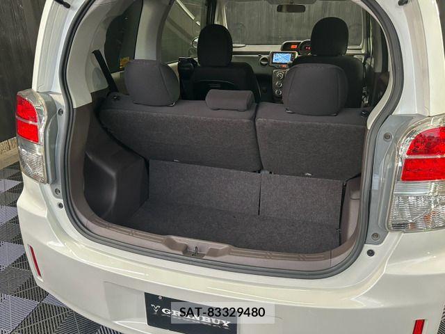 Toyota SPADE 2012-07 8563622-15