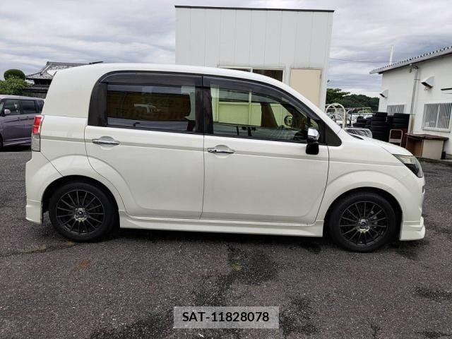 Toyota SPADE 2016-03 8629045-10