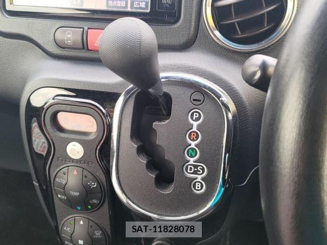 Toyota SPADE 2016-03 8629045-14