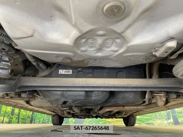 Toyota SPADE 2013-03 8629046-18