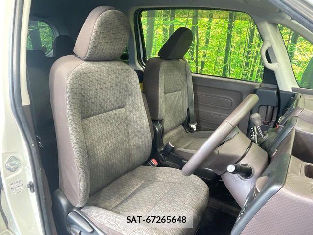 Toyota SPADE 2013-03 8629046-7