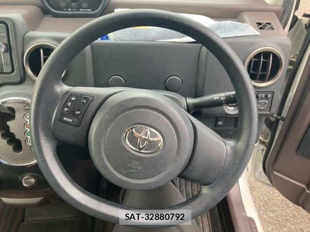 Toyota SPADE 2014-06 8629049-13