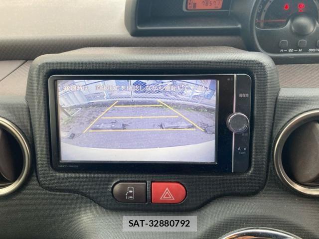 Toyota SPADE 2014-06 8629049-17