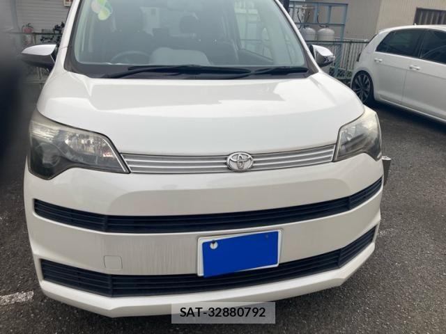 Toyota SPADE 2014-06 8629049-1
