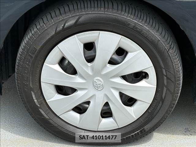 Toyota SPADE 2017-11 8666941-15