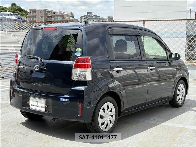 Toyota SPADE 2017-11 8666941-3